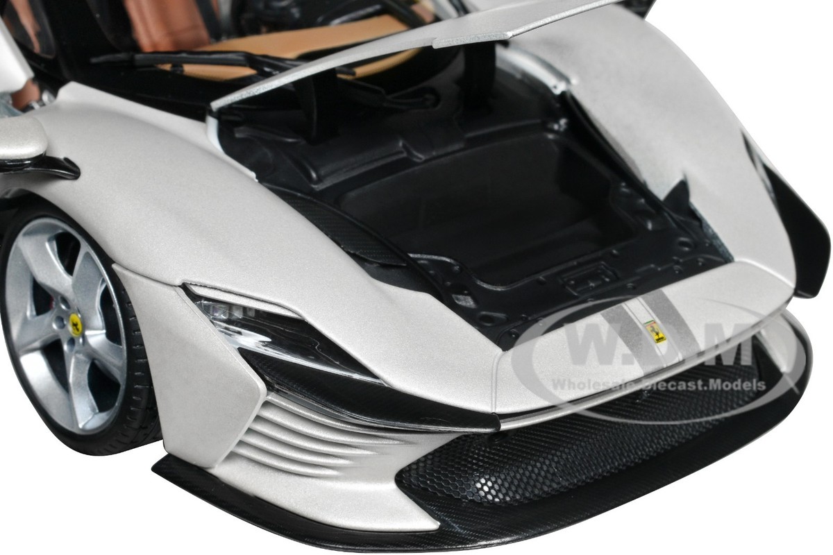 BBURAGO 1/18 Ferrari Signature – Daytona SP3 Blanche – Miniature De Luxe Pour Enfant Dès 3 Ans – Cadeau Rêvé Pour Petit Passionné