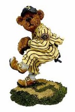 BOYDS BEARSTONE FIGURINE - GREG MCBRUIN ... THE WIND UP (BASEBALL)