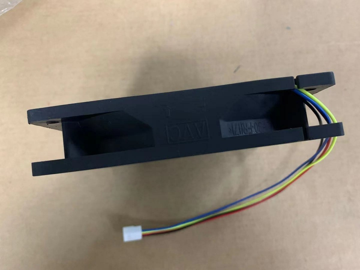 AVC DS12025B12H 12025 12V 0.75A 4-wire PWM Temperature Control Speed - Foto 3