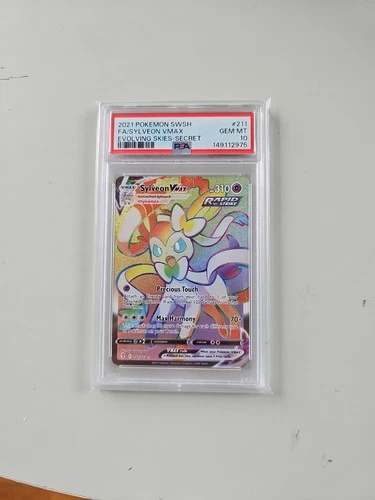 Sylveon VMAX 211/203 Secret Rainbow Rare Evolving Skies PSA 10