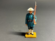 King  Country Streets of Old Hong Kong Policeman with Rifle HK137 Retired
