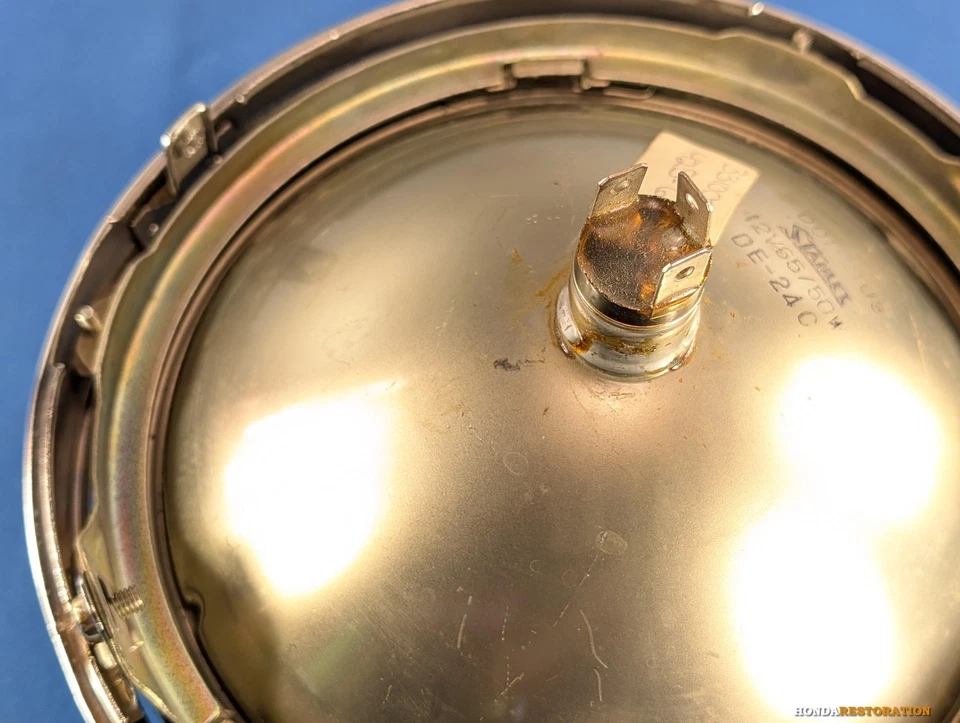 Unidade de farol NOS Honda CB750C/CB900C 33100-425-671 original do fabricante - Imagem 2 de 4
