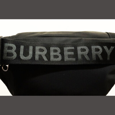 【関税&送料込み】Burberry Hats Burberry SONNY BLACK 8049095 Sony body bag waist bum logo