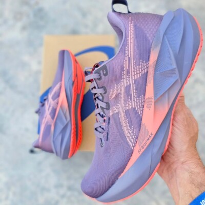 New ASICS Novablast 5 Women's Color Greyish Purple/Coral Reef Size