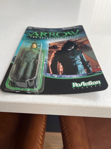DC Collectibles Funko Reaction Arrow Figure - Picture 3 of 3