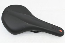 Sella CUBE Natural Fit Venec Lite nera logo arancione sella bici