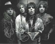 THE STRUTS BRITISH ROCK BAND SIGNED AUTHENTIC 8X10 PHOTO E w/COA PROOF KISS THIS