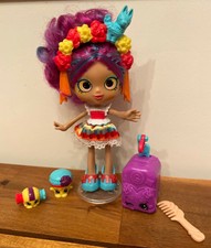 rosa pinata shoppie doll