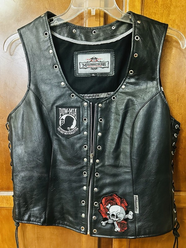 Women's XL Harley Davidson Black Leather Biker Vest by Milwaukee Vintage Leather