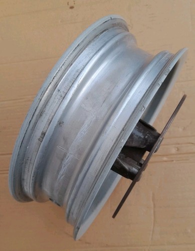 Cerchio anteriore Yamaha Majesty / MBK Skyliner 125/150 - Foto 4 di 9