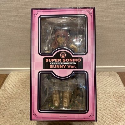 NITRO SUPER SONIC Super Sonico Bunny Ver 1/4 PVC figure FREEing