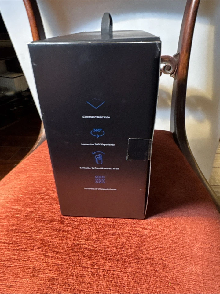 Samsung GEAR VR With Controller, Powered By Oculus, MSRP 129.99, New In Box - Image 2 of 4