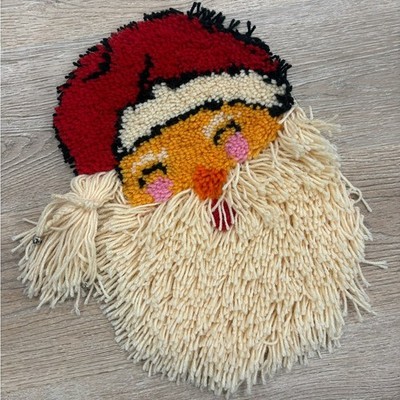 Vintage Handmade Latch Hook Santa Claus Wall Hanging Christmas Yarn Art 12x18