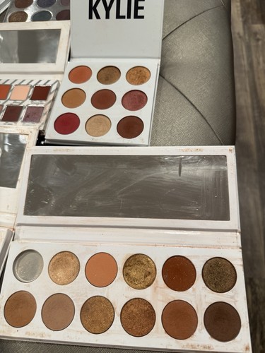 Kylie Cosmetics Eye Shadow Palette Bundle - Picture 10 of 13