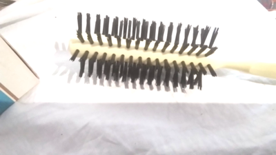 VTG Avon Yellow Full Round Brush 8 1/4 display picture 1