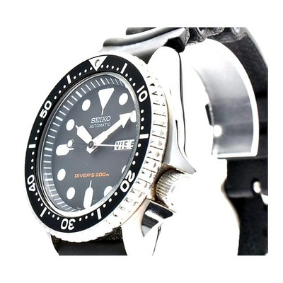 Seiko SKX007J Automatic Diver 200m Men Stainless Steel Black Day Date Rubber