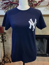 Derek Jeter New York Yankees Majestic Tee Shirt Youth/Kids Small
