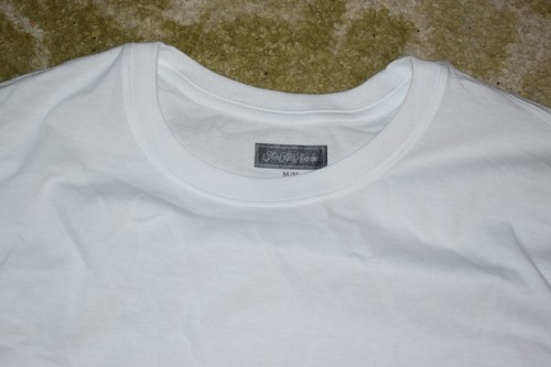 Saks Fifth Avenue Men's Size Medium 100% Cotton White T Shirt - Picture 2 of 8