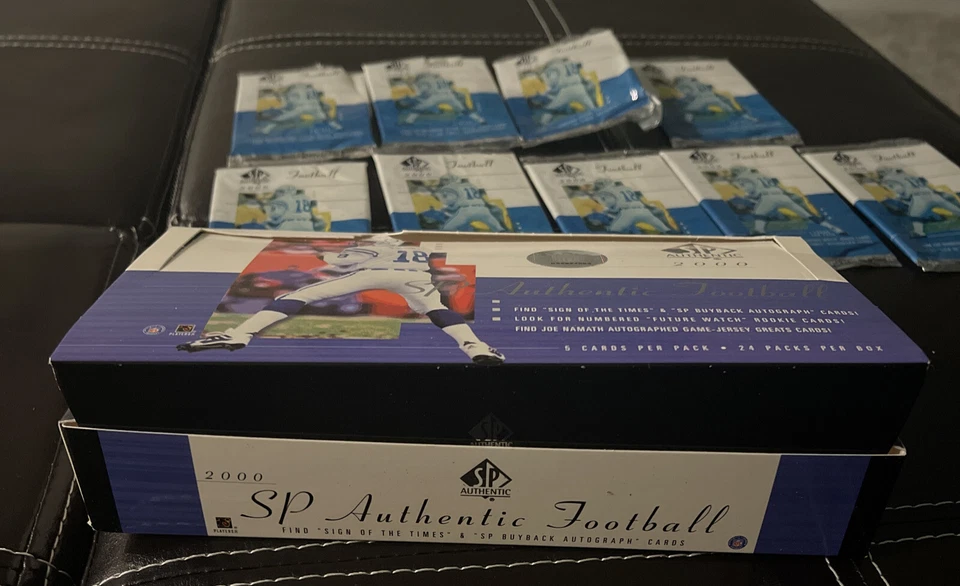 2000 SP AUTÊNTICA CAIXA DE FUTEBOL Vazia TOM BRADY GOAT RC NOVATO (24) Pacotes Vazios - Imagem 3 de 4