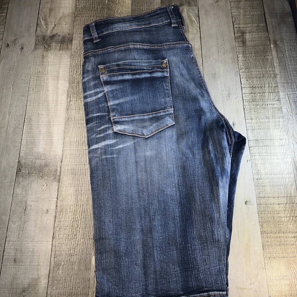 Pantalones cortos de jean Two Mill Twenty para hombre Foto 4 de 4