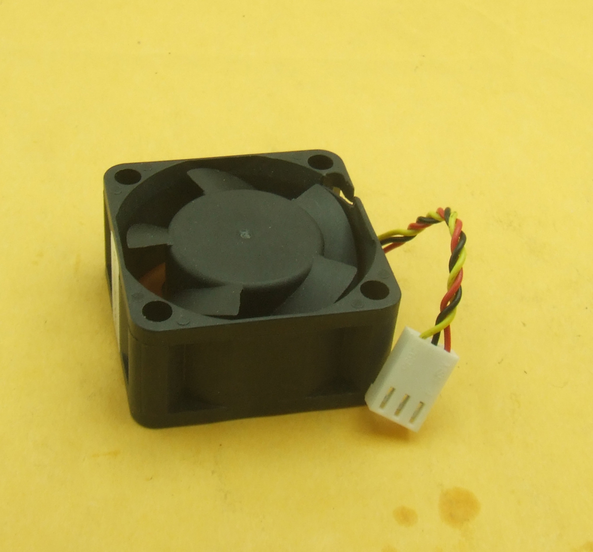 1pcs DC 12V 1.2w Roller fans 40 x 40 x 20mm Brushless Cooling Fan 12V ...