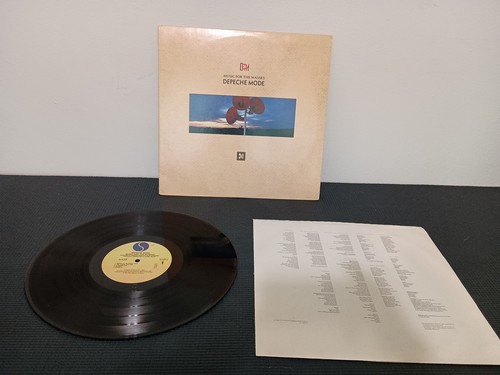 Vintage Depeche Mode "Music For The Masses" Vinyl LP  - Picture 1 of 24