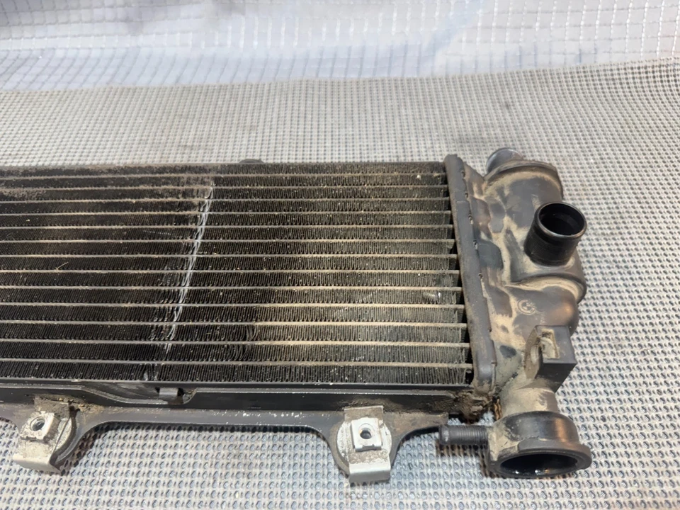 01-05 BMW F650CS K14 OEM MOTOR RADIADOR MOTOR ENFRIADOR RADIADOR DE REFRIGERACIÓN Foto 4 de 4