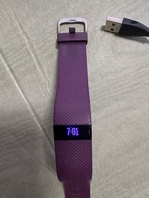 Plum Fitbit Charge HR Wireless Activity Wristband.L/G/ Charger