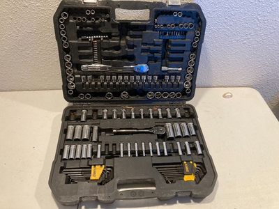 #ad Dewalt Mechanics Tool Set 247 Piece Case Socket Wrenches Ratchet Drive Tough $109.99