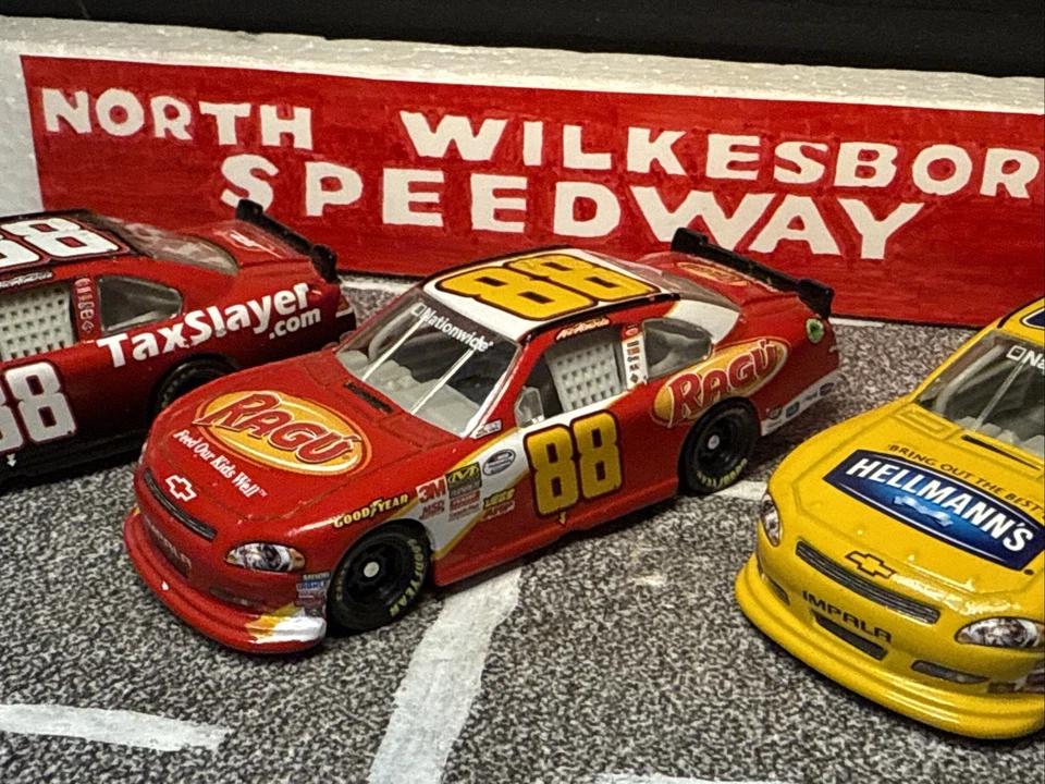 Lote de 3 2011 Aric Almirola #88 1:64 NASCAR Nationwide Series Diecast Sueltos Foto 3 de 4