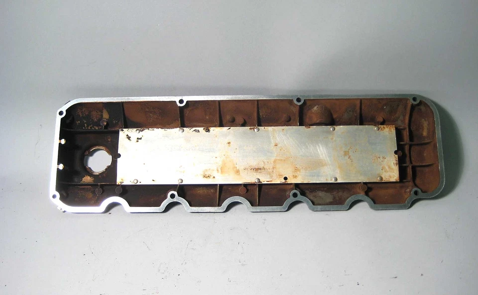 Cubierta de válvula de motor de aluminio BMW M20 1986-1991 E30 325i 325ix E28 E34 usada OEM Foto 2 de 2