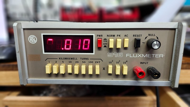 RFL Model 916 Fluxmeter, untested, powers up w cord