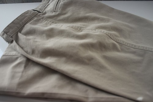 ARROW PLEATED FRONT BOYS' KHAKI PANTS SIZE 18 REGULAR LENGTH 29 INCH - Picture 7 of 8