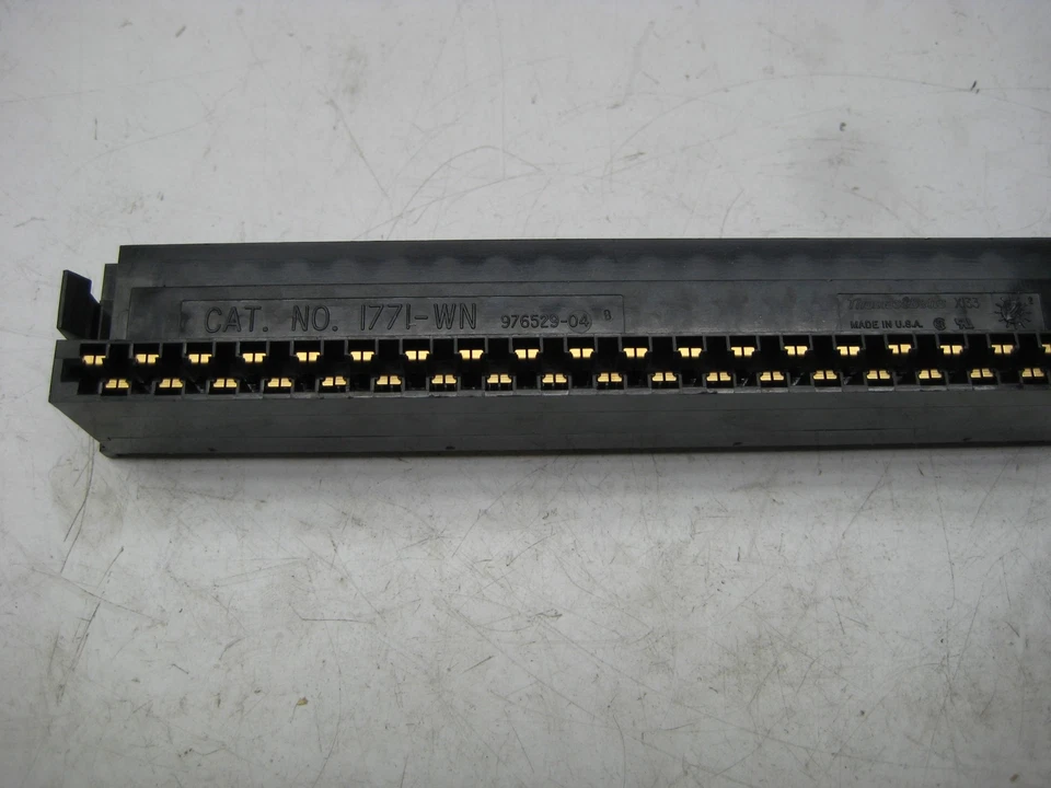 THOMAS & BETTS 1771-WN WIRING ARM NSNP - Image 3 of 3