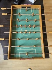 antiker Tischkicker aus Holz