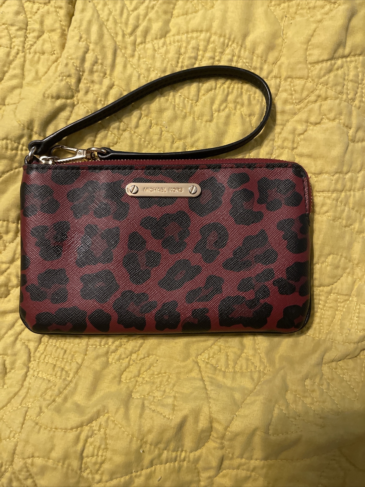 MICHAEL KORS JET TRAVEL LARGE TOP ZIP WRISTLET CHEETAH LEOPARD RED BLACK |  eBay