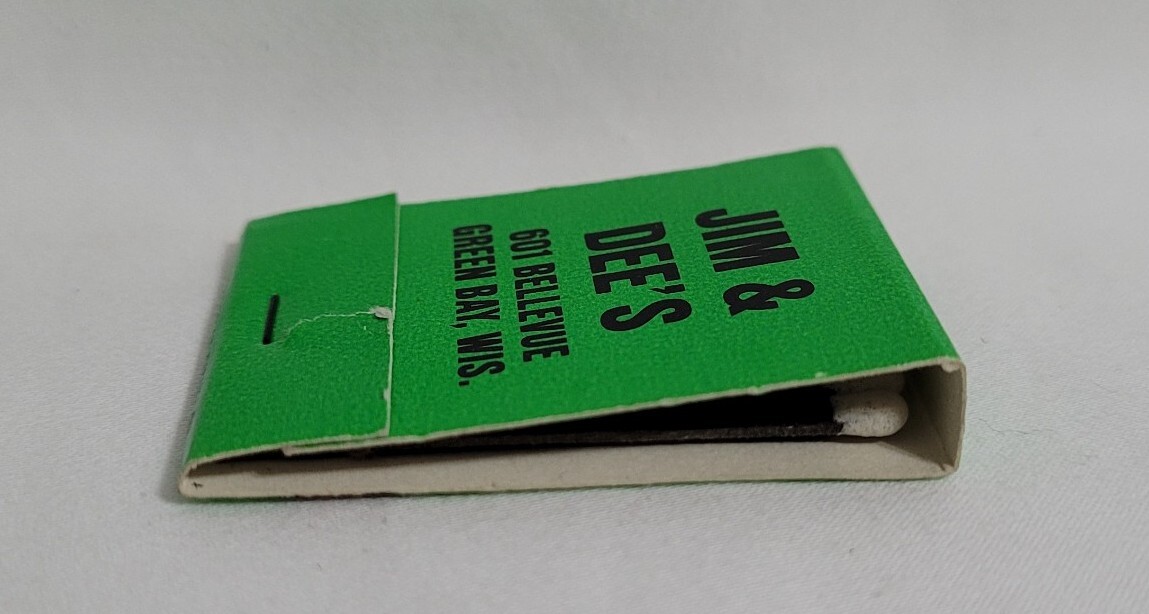 Vintage Jim & Dee's Bar Matchbook Green Bay Wisconsin Advertising Matches