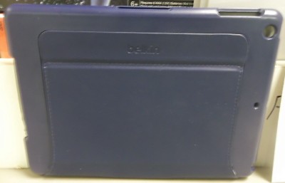 BELKIN IPAD AIRCASE W/ Kickstand SPOTLESS Condition