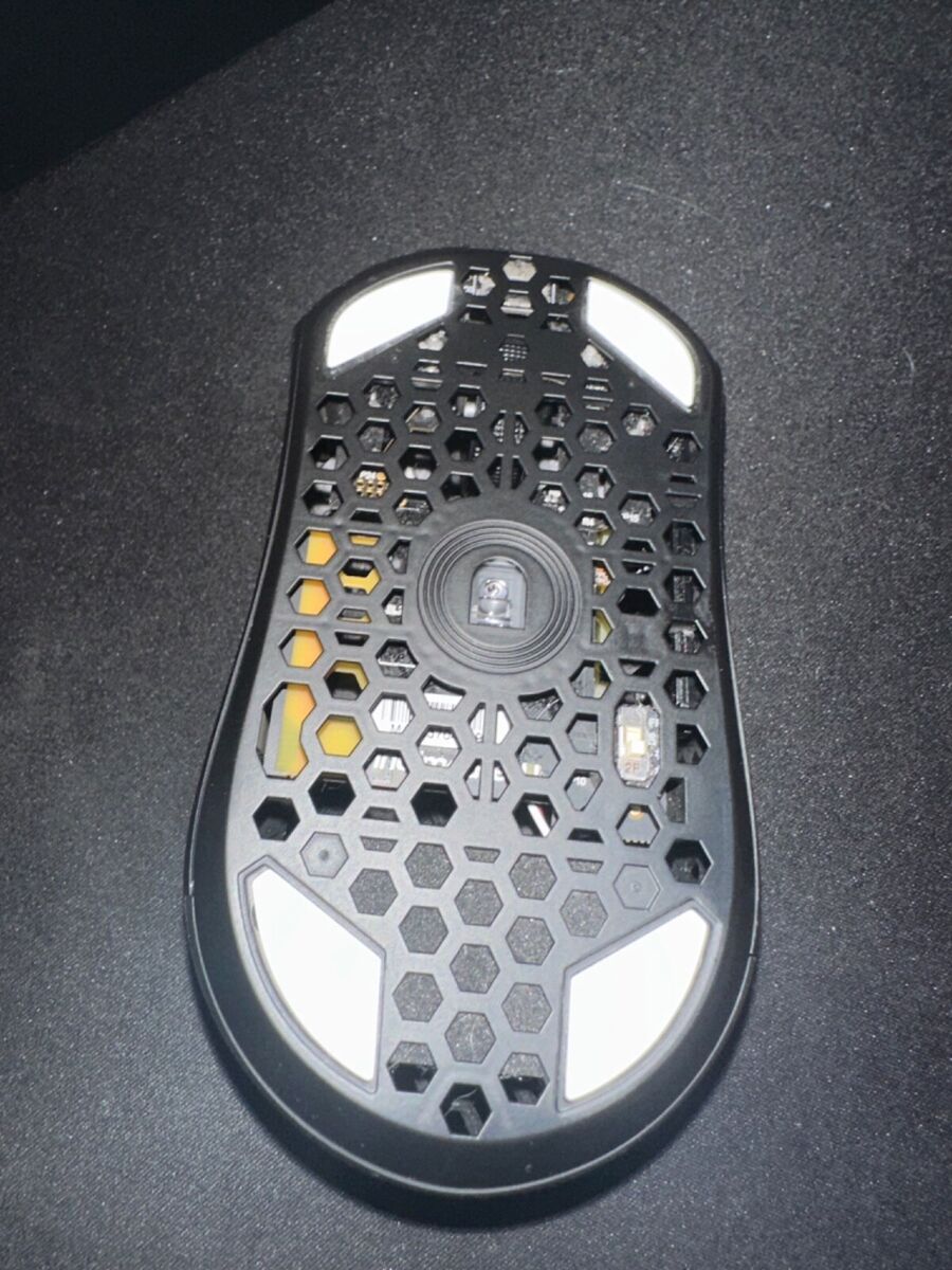 Finalmouse Ultralight X Phantom Lion M Medium Gaming Mouse Finalmouse Ultralight X Phantom Lion M Medium Gaming Mouse