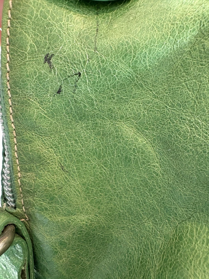Bolso Hobo Gianni Chiarini Cuero Verde Hecho en Italia Buen Estado Foto 4 de 4