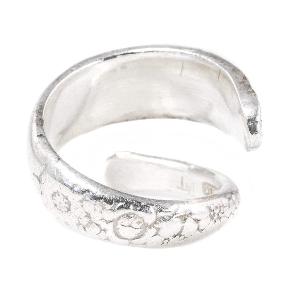 Silver Repousse Ring - image 6