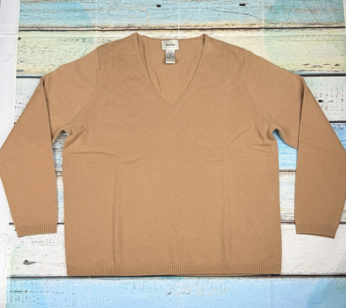 Neiman Marcus for Women with Vintage Cashmere Sweaters for sale - eBay