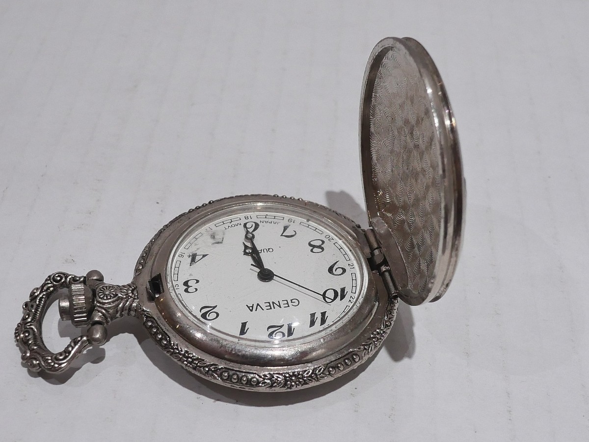 Mercedes 1903 Pocket Geneva Quartz Watch White 30mm Face 
