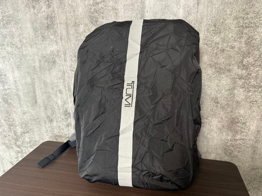 Grey/Black Abstract Pattern Backpack - image 5