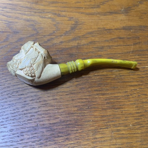VTG 5" MEERSCHAUM PIPE W/ HANDCARVED MAN W/ TURBAN 8 8 ON BOTTOM STEM CELLUNOID