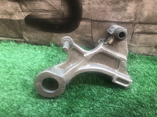 HONDA CBR1000RR FIREBLADE REAR BRAKE CALIPER HANGER MOUNT NON ABS 08 -16 SC59