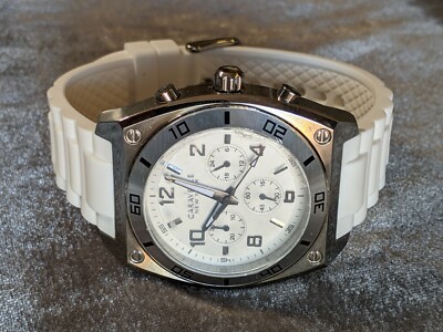 Montre pour femme Caravelle New York by Bulova C8343068 en acier