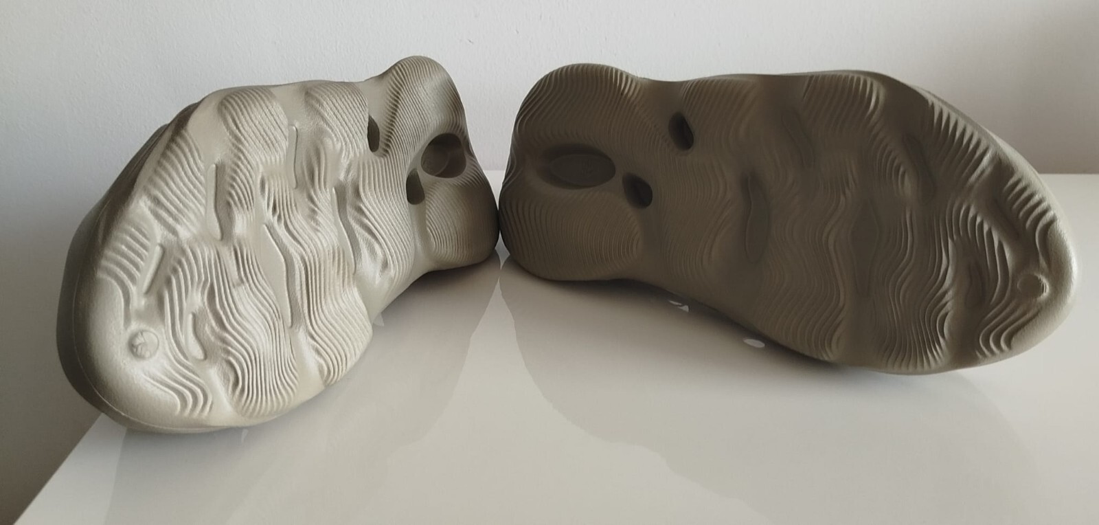 adidas Yeezy Foam RNR Stone Salt GV6840 Mens Size us 8 uk 8 eu 42 Brand New thumbnail 7