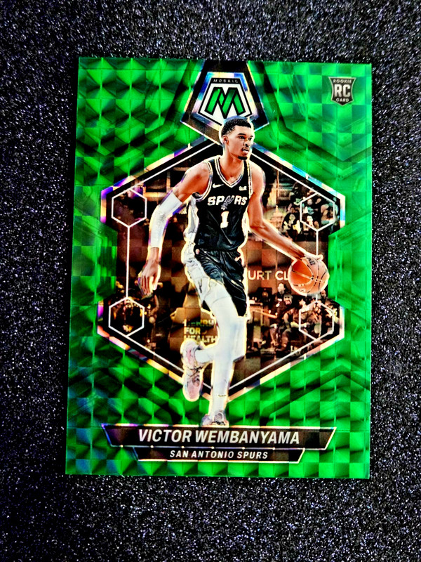 2023-24 Panini Mosaic Prizm RC Victor Wembanyama Green Mosaic Rookie MINT #238