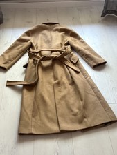 Manteau Zara avec 50% de laine, très bon état, taille S beige clair